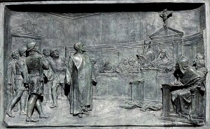 Giordano Bruno vor der Inquisitionskommision. Historisierendes Relief von Ettore Ferrari (1848–1929),